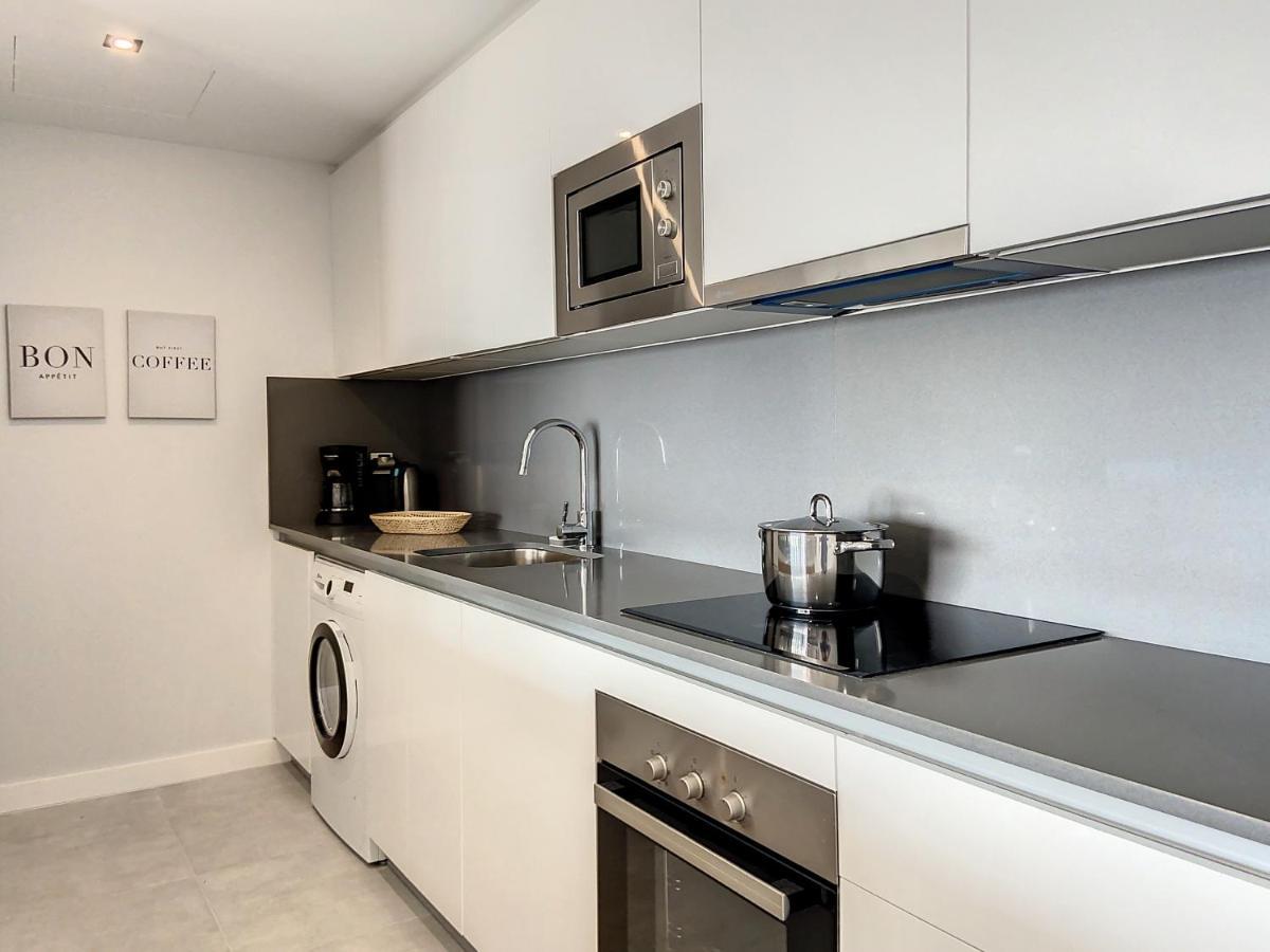 Via Celere 2330 Sea View Apartment 卡萨雷斯 外观 照片