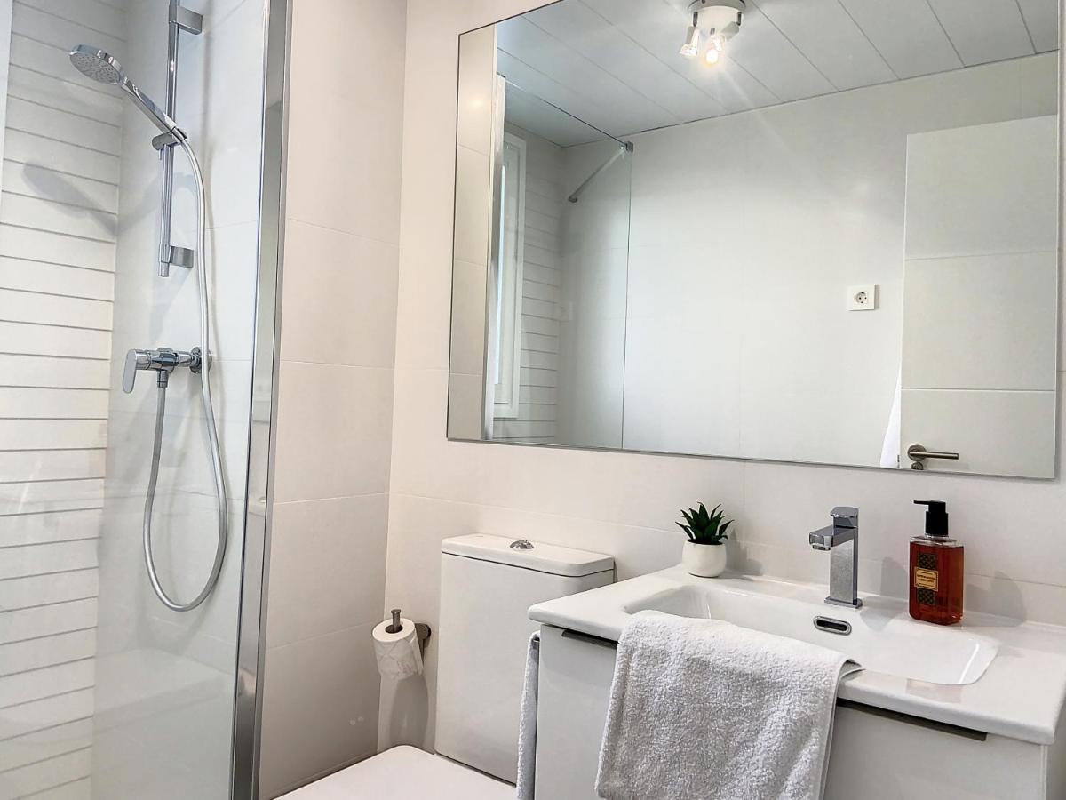Via Celere 2330 Sea View Apartment 卡萨雷斯 外观 照片